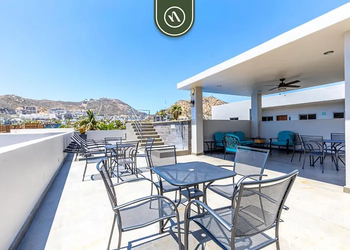 Centric In Downtown - Rooftop Pool - Terrace Holiday home *