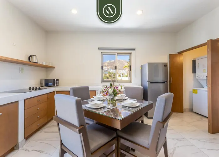 Centric In Downtown - Rooftop Pool - Terrace Holiday home